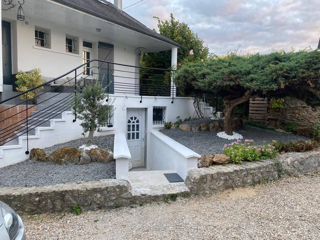 Maison à CORBEIL-ESSONNES