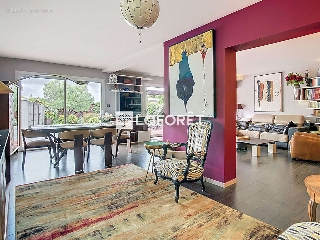 Maison à LE HAILLAN