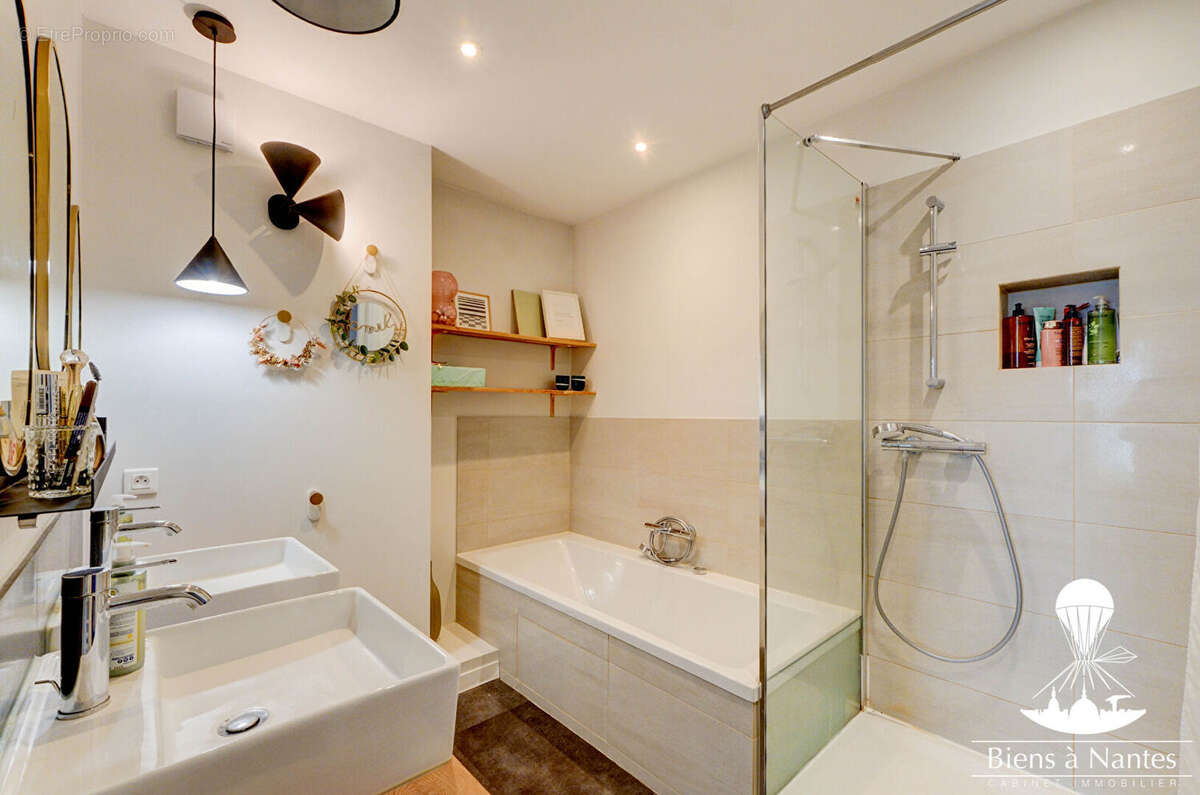 Appartement à NANTES