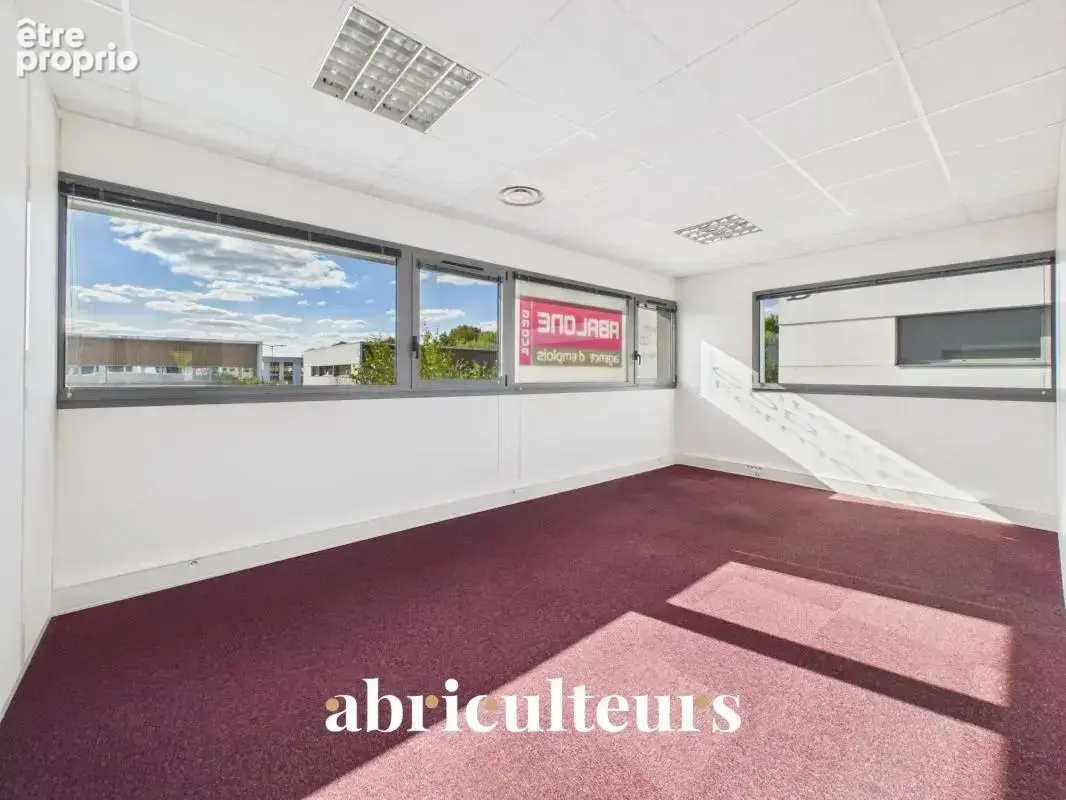 Bureaux lumineux et climatisés en vente à Chartres ZAC du parc d'Archevilliers 28000 - photo 5