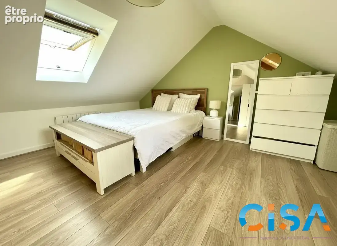 Maison 6 pièces 135 m² à vendre à Chambly (60230) - photo 5