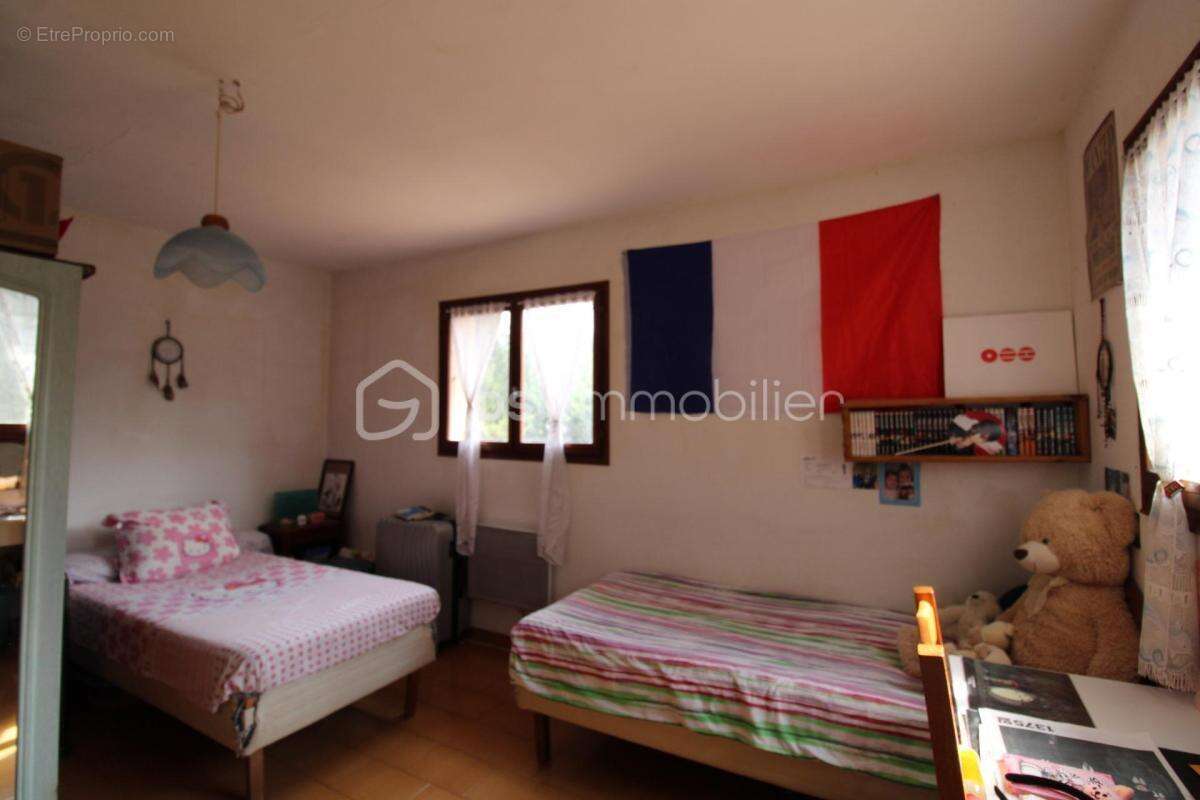 Maison individuelle  sur 1540 m2 de terrain  – Quartier recherché de Rians - photo 6