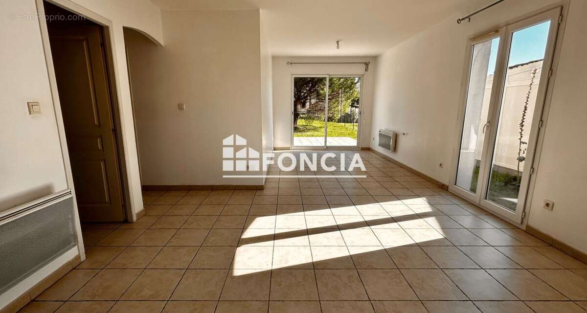 Pavillon de plain-pied lumineux - terrain 500m2 - photo 3