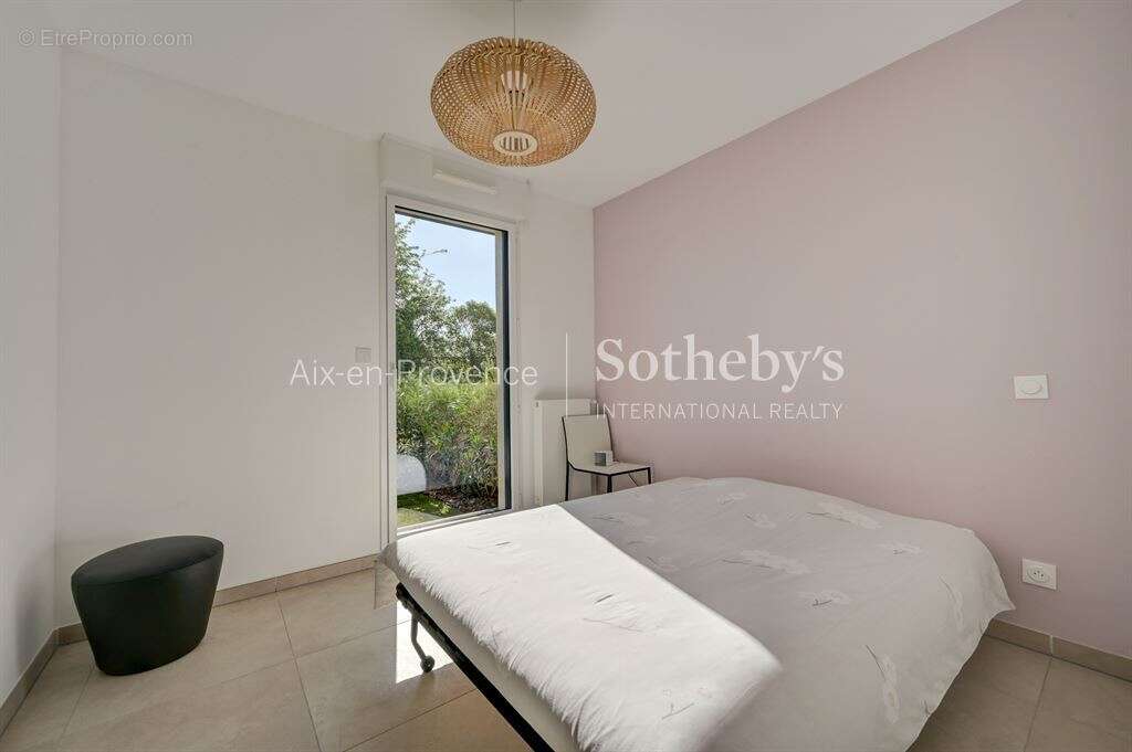 Appartement centre ville terrasse /jardin/garage - photo 16
