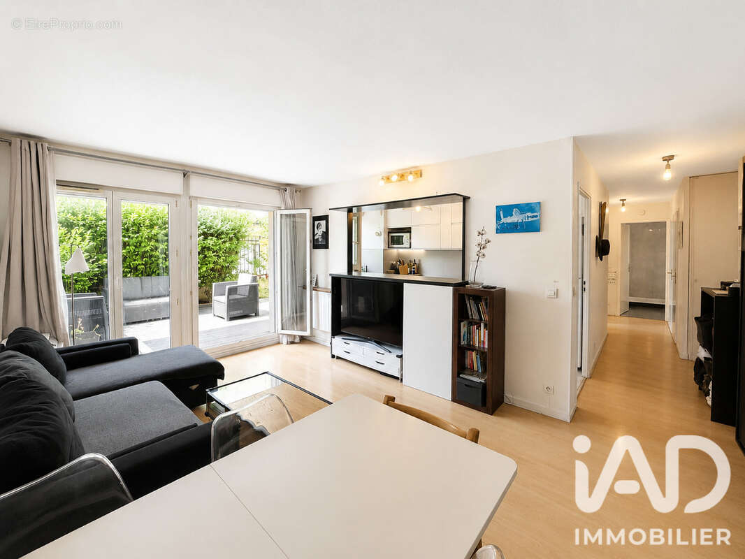 Appartement 60 m² à Chessy  - photo 2