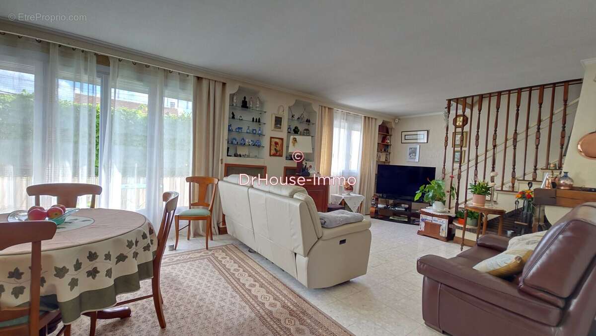 Maison à GOURNAY-SUR-MARNE