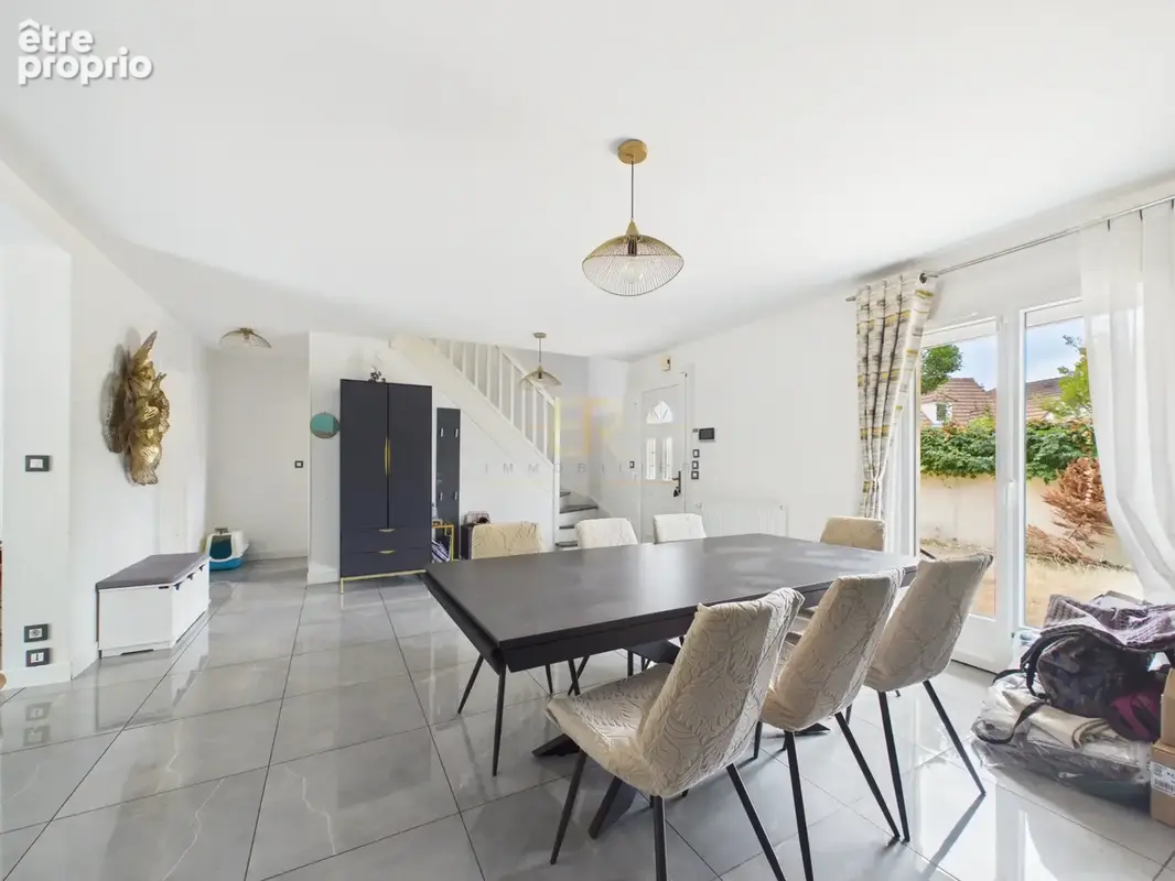 Rue de la Meunerie / Maison familiale / 5 chambres / Jardin - photo 3