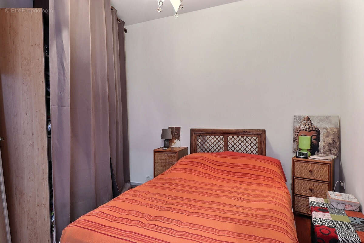 Appartement à MARSEILLE-6E