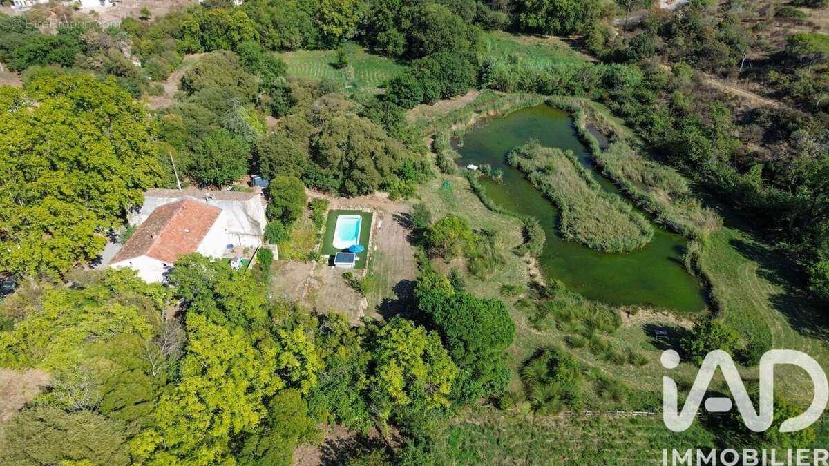 Photo 4 - Maison à LE MUY