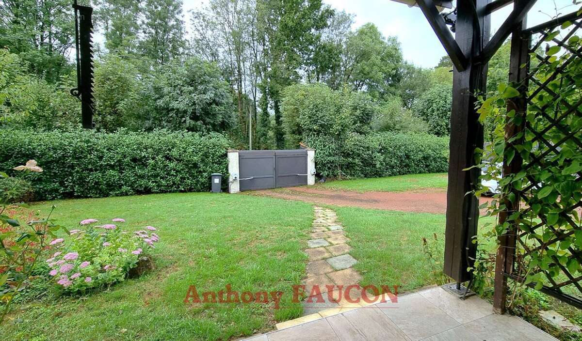 Maison à LANDERONDE