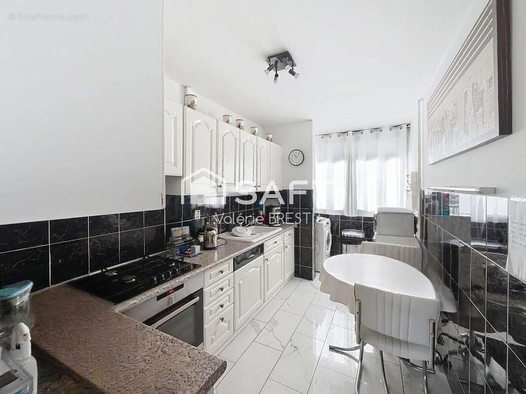 Photo 4 - Appartement à MARSEILLE-10E