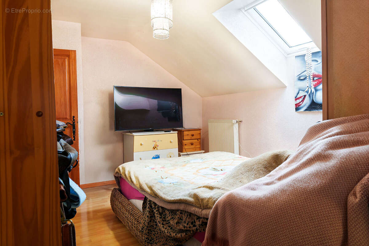 Maison à VETRAZ-MONTHOUX