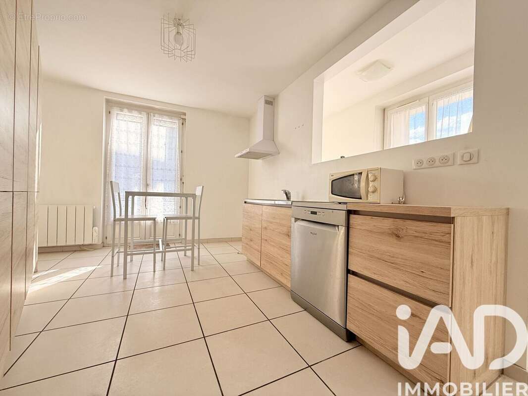 Maison 77 m² à Cerdon  - photo 2