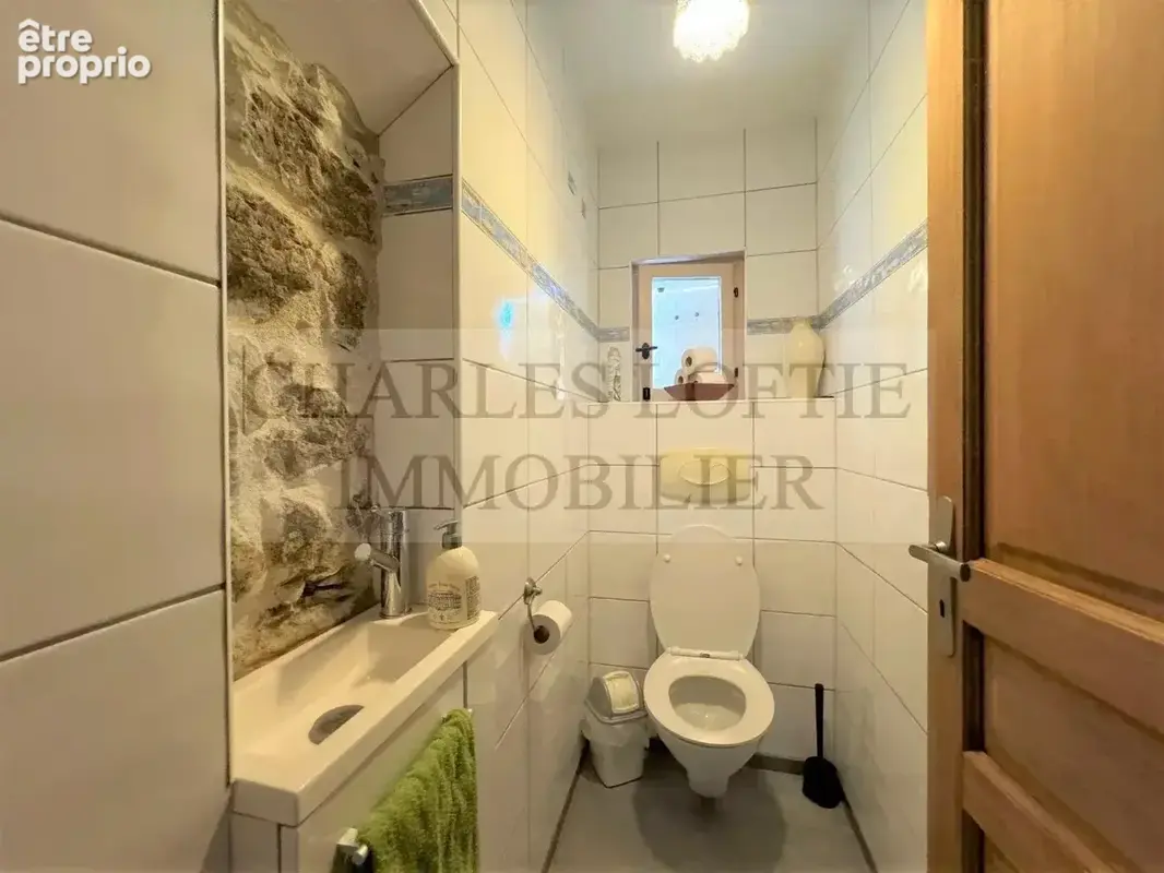 Superbes vues et joli emplacement pour cette maison en pierre, rénovée - photo 23
