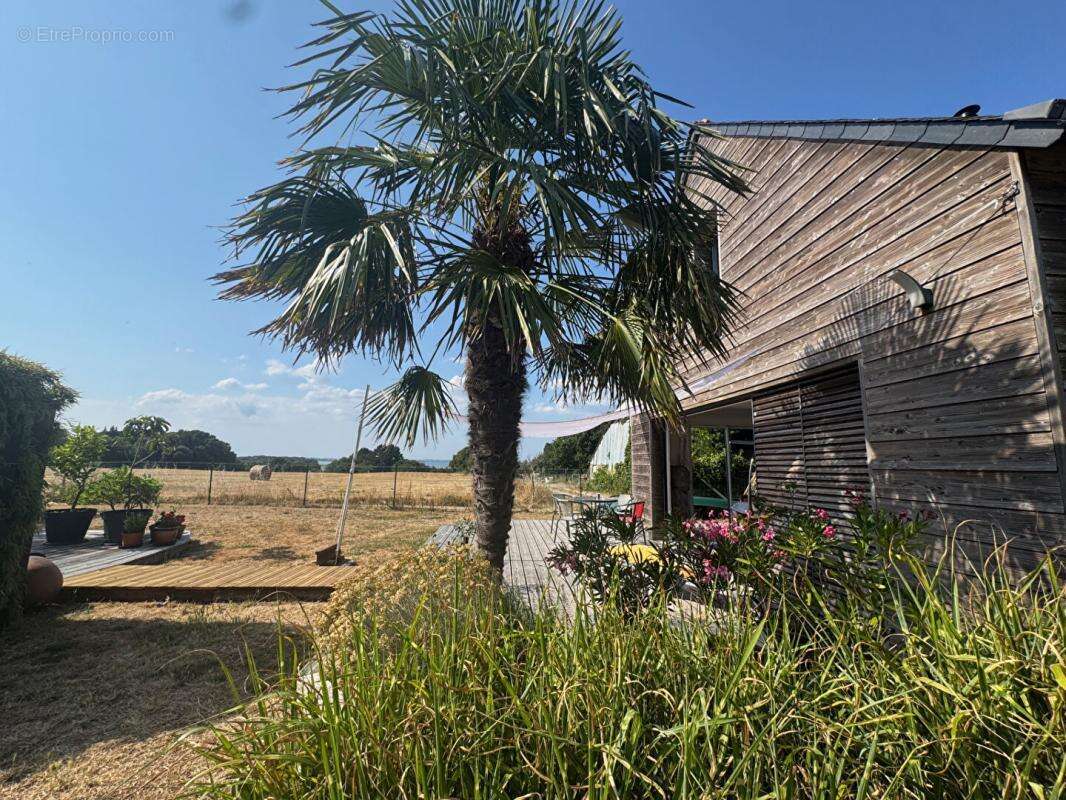 Maison de charme avec vue sur le Golfe du Morbihan - SARZEAU - photo 10