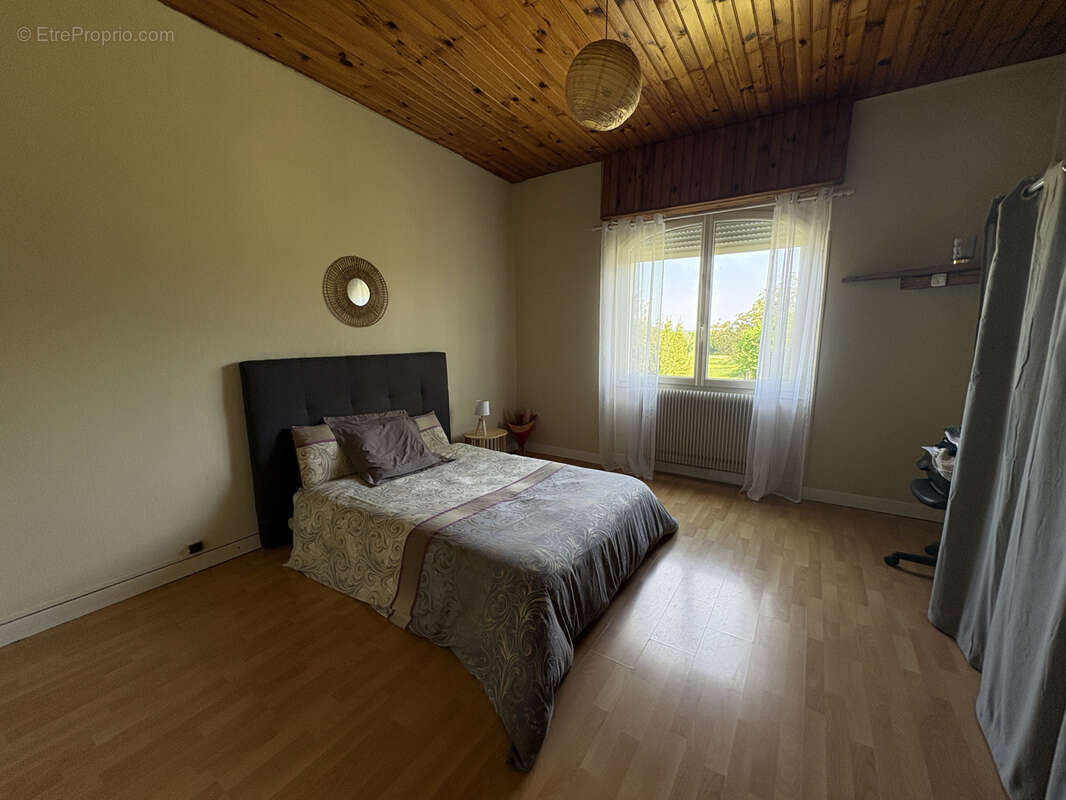 Maison à BAZAS