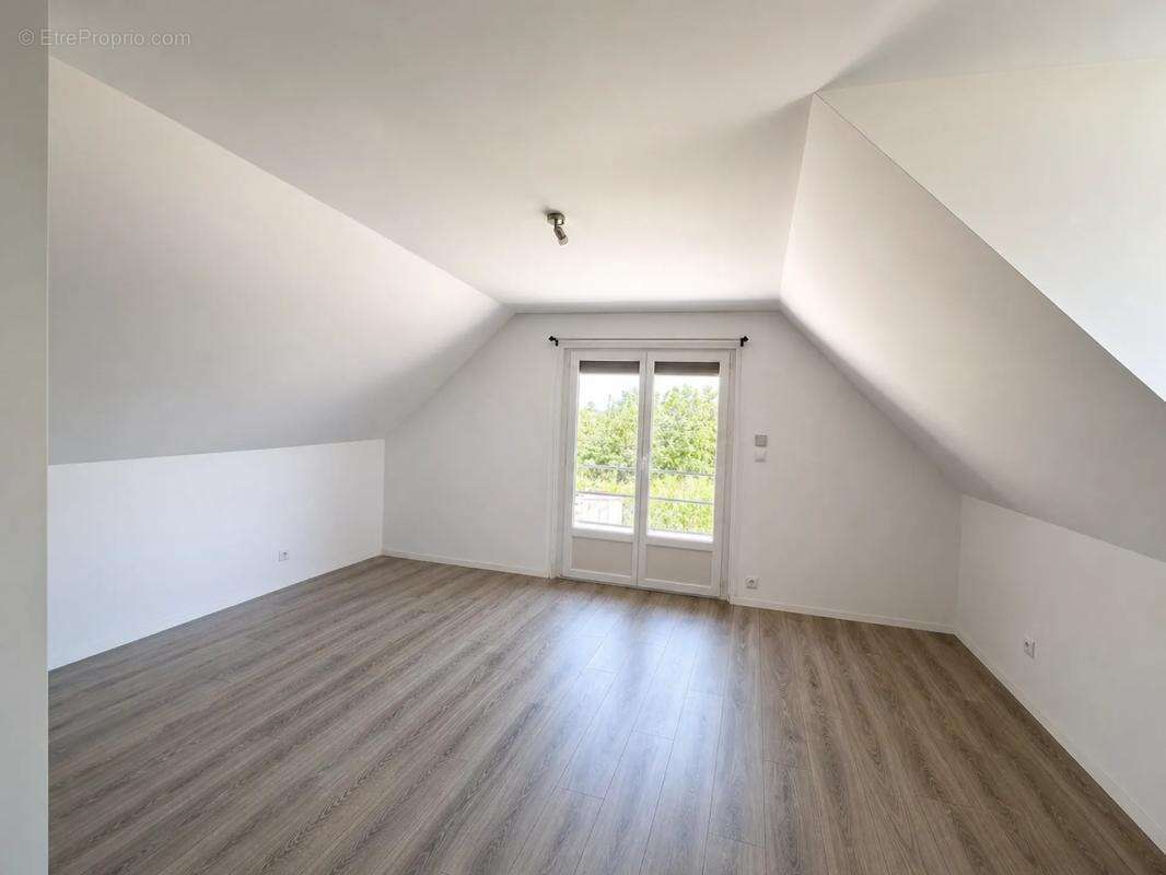 Maison de 5 pièces de 117 m² à Hardencourt-Cocherel - photo 17