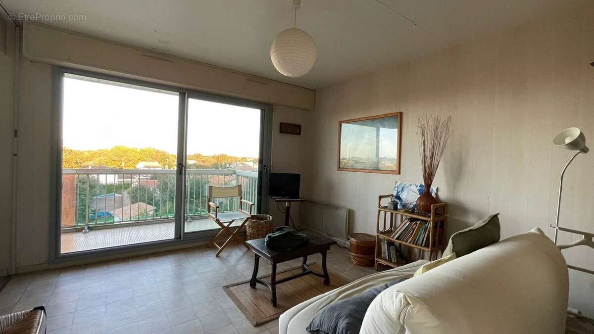 Appartement à VAUX-SUR-MER