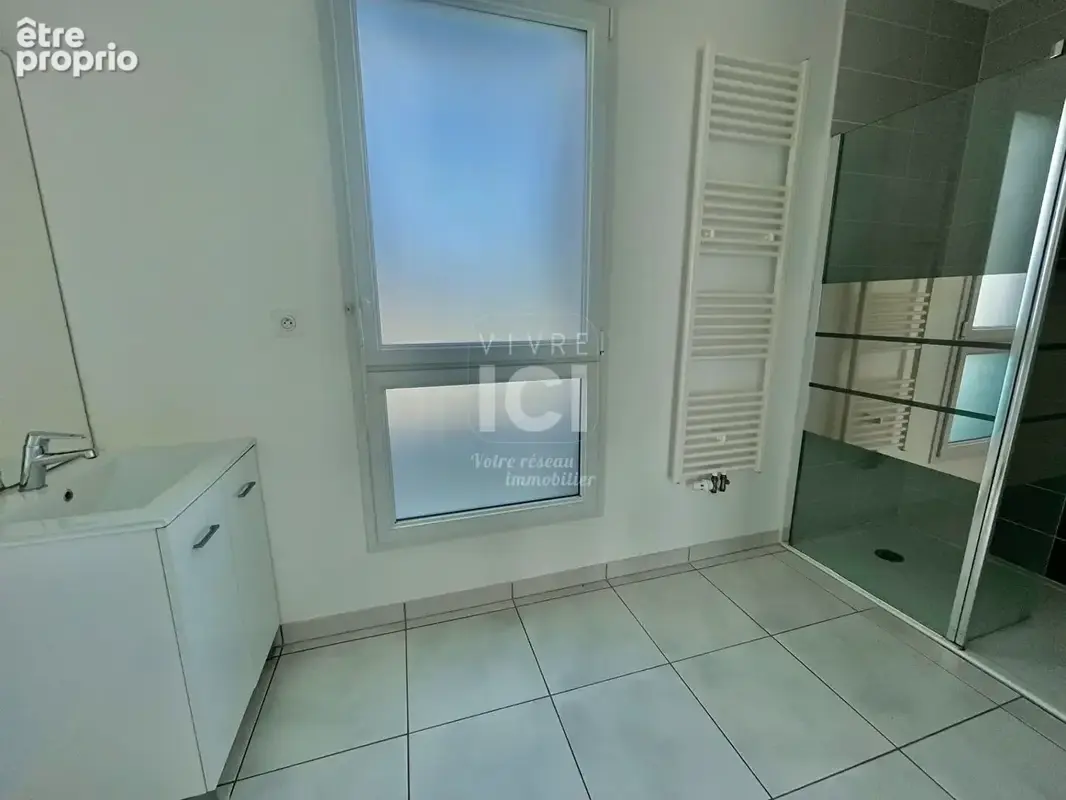 Appartement - t3 - dernier etage  - 57m² - photo 12