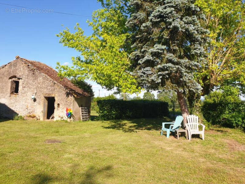 Maison à SAINTE-RADEGONDE