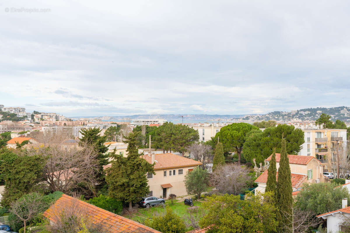 Appartement à MARSEILLE-8E