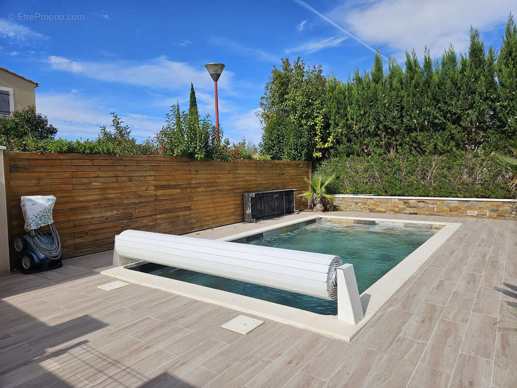 Maison à JONQUIERES