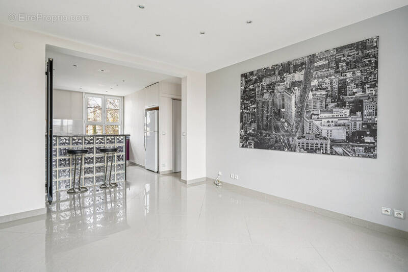 Appartement à SAINT-MAUR-DES-FOSSES