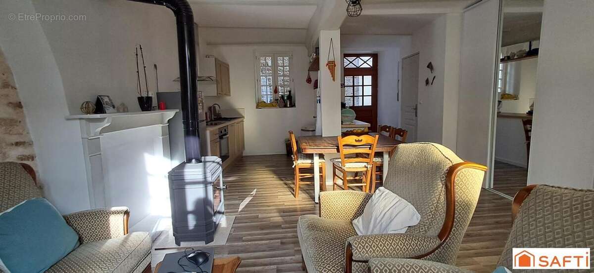 Photo 2 - Maison à LA FERTE-MACE