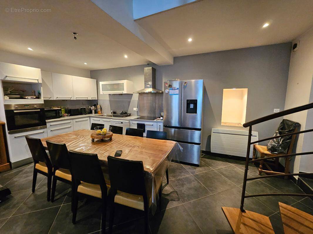 Maison à MIREBEAU-SUR-BEZE