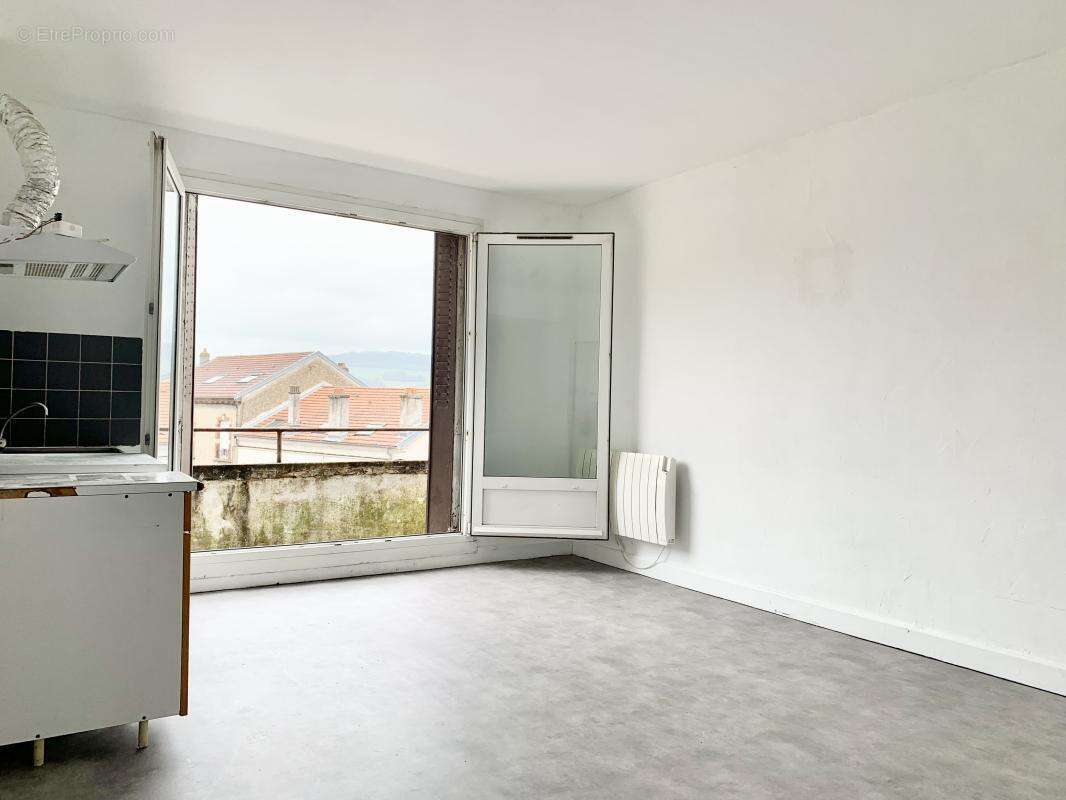 Appartement à POMPEY