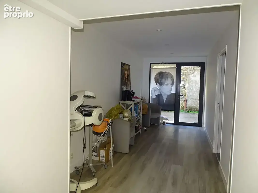 Immeuble Mussidan 4 pièce(s) 118 m2 avec local commercial et appartement loué - photo 3