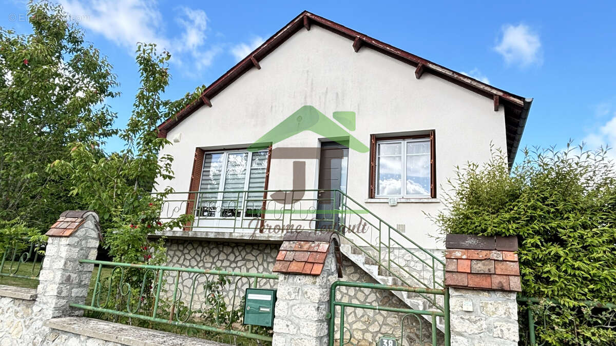 Maison à CLOYES-SUR-LE-LOIR