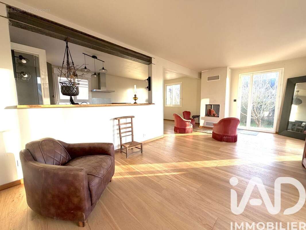 Photo 3 - Maison à LE VIVIER-SUR-MER