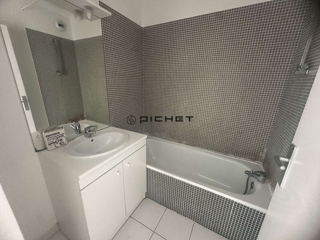 Appartement à VILLENAVE-D'ORNON