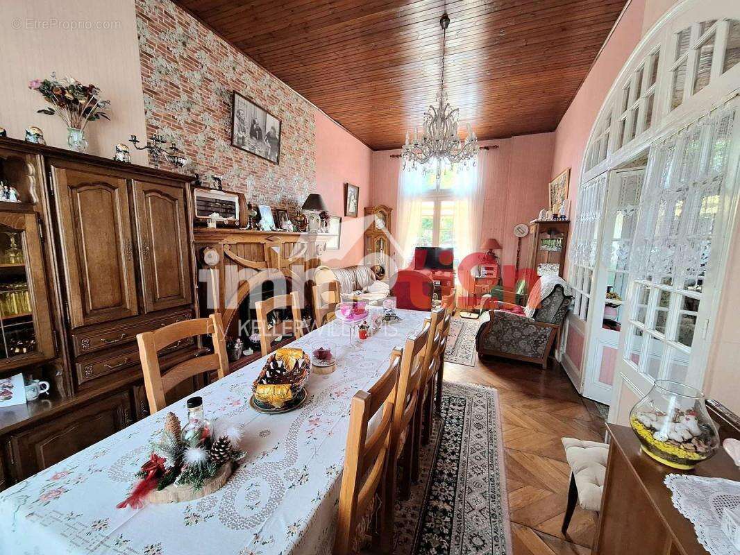 Maison à FRIVILLE-ESCARBOTIN