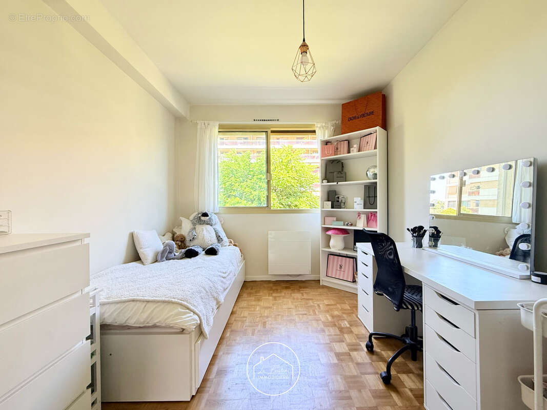 Appartement à MARSEILLE-9E
