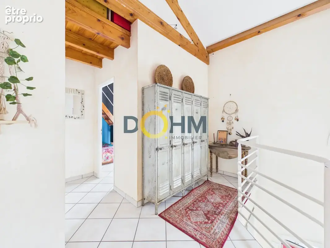 A vendre belle maison familiale sur grand terrain au calme - photo 9