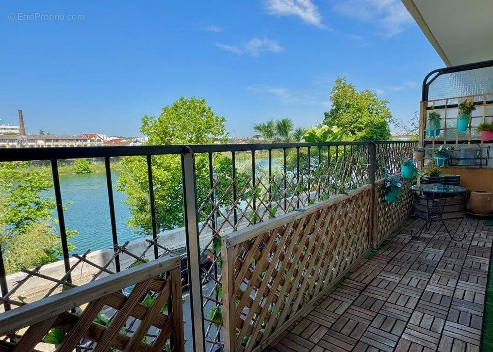 Appartement à CHOISY-LE-ROI