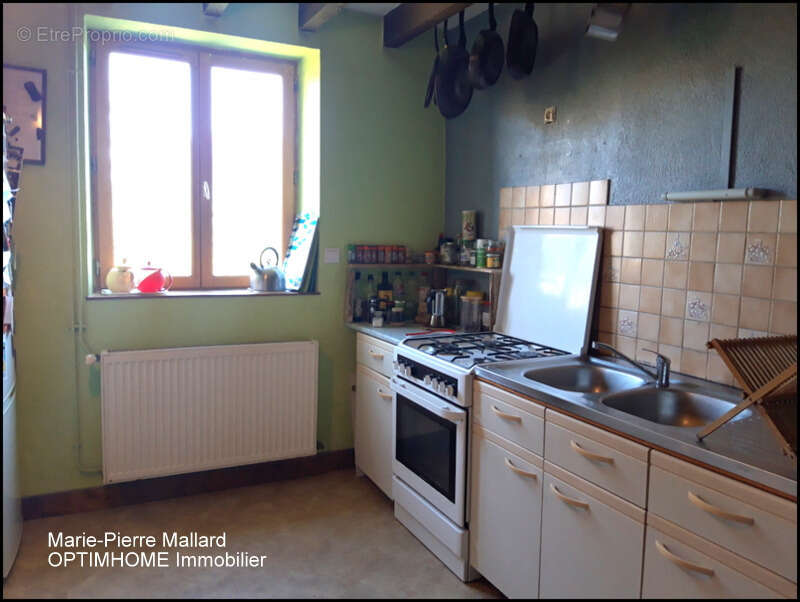 Maison à ROYERE-DE-VASSIVIERE