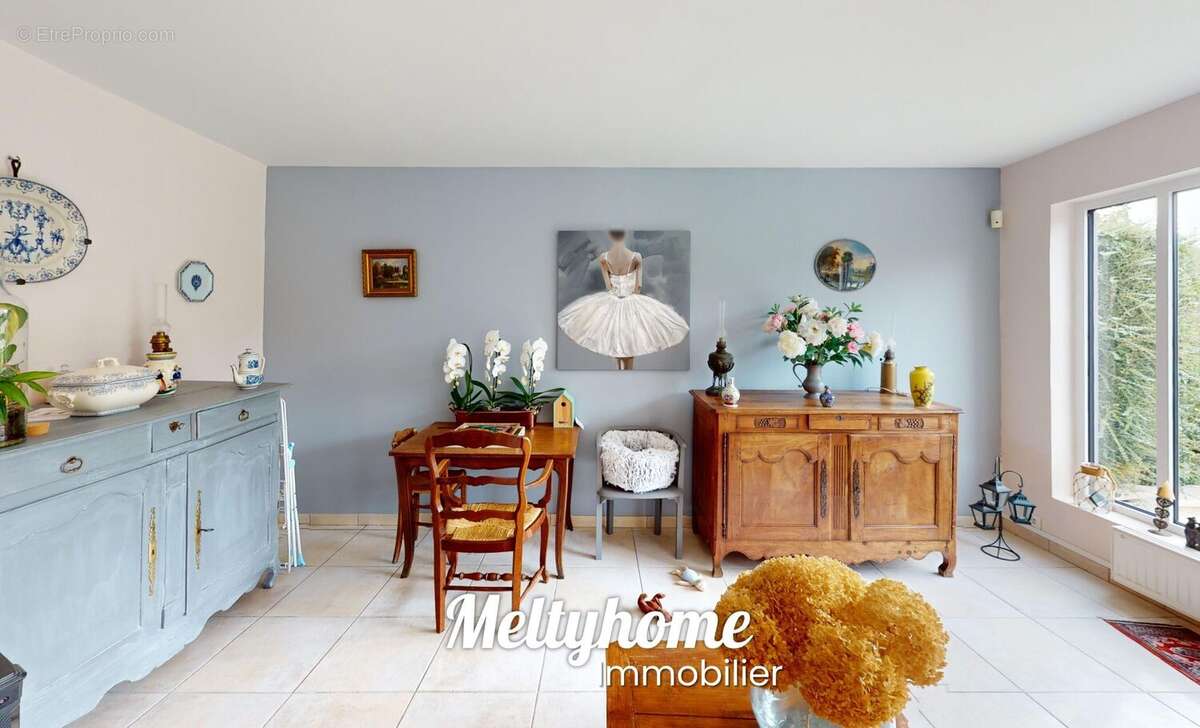 Maison à COURSEULLES-SUR-MER