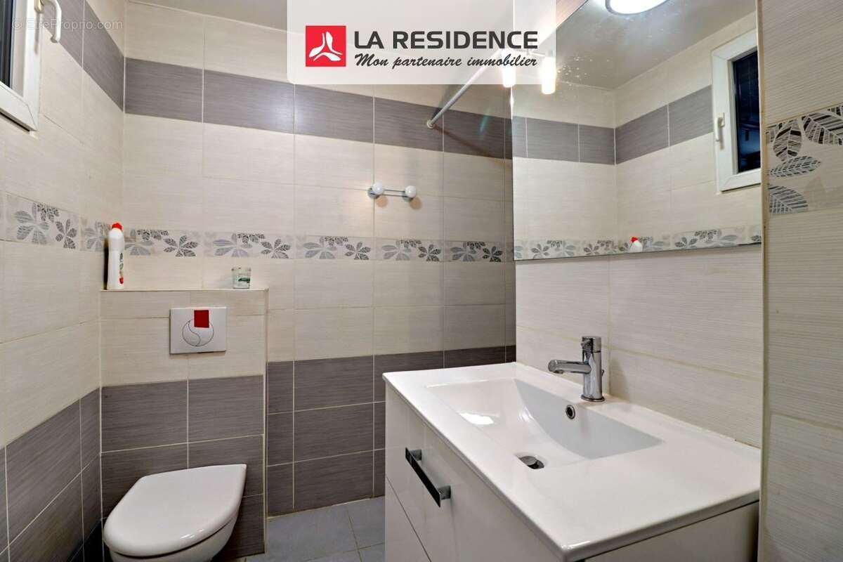 Maison 245 m² à Maule  - photo 8