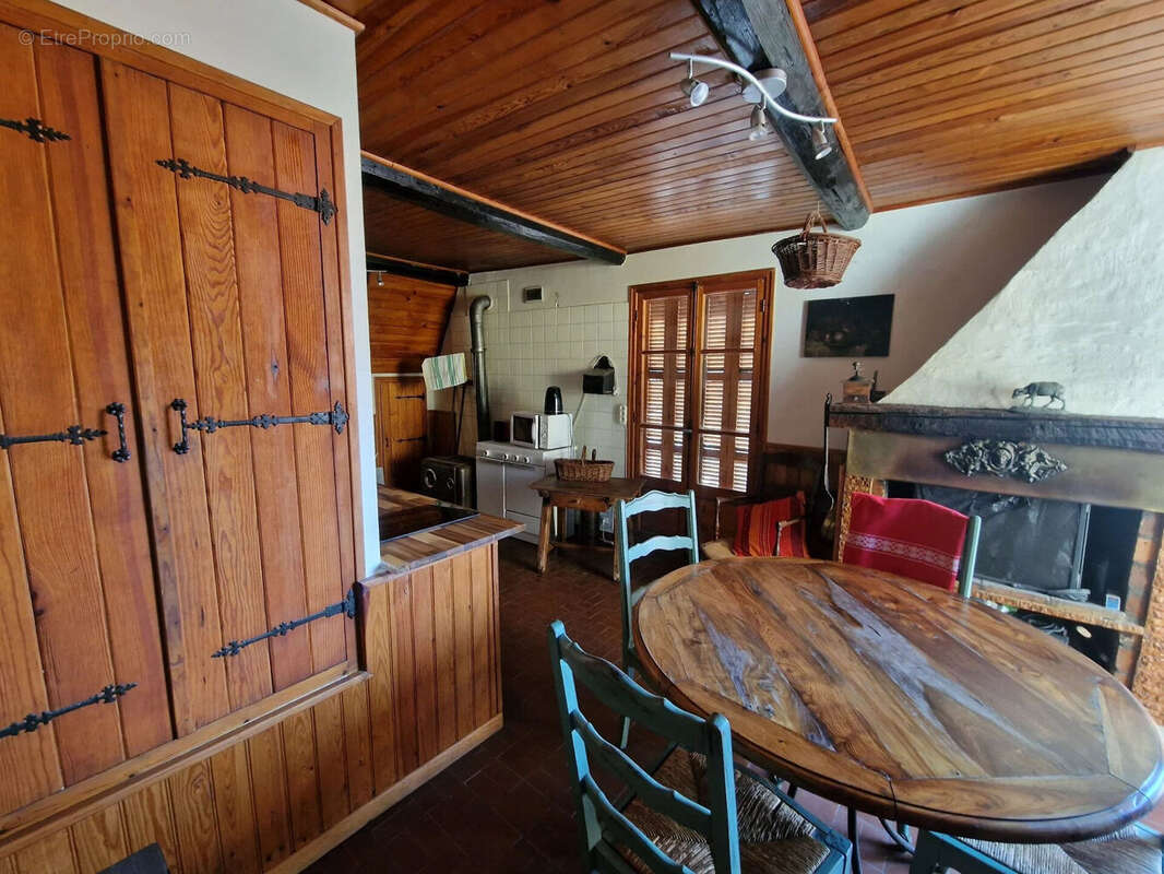 Photo 2 - Appartement à SAINT-MARTIN-VESUBIE