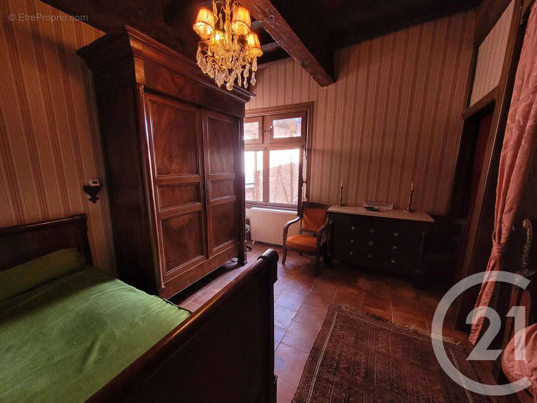 Maison à LISLE-SUR-TARN