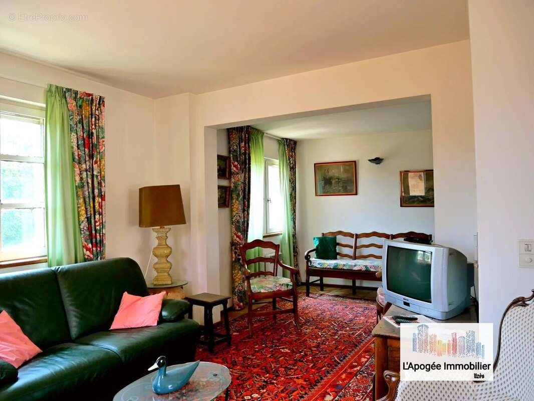 Appartement à UZES