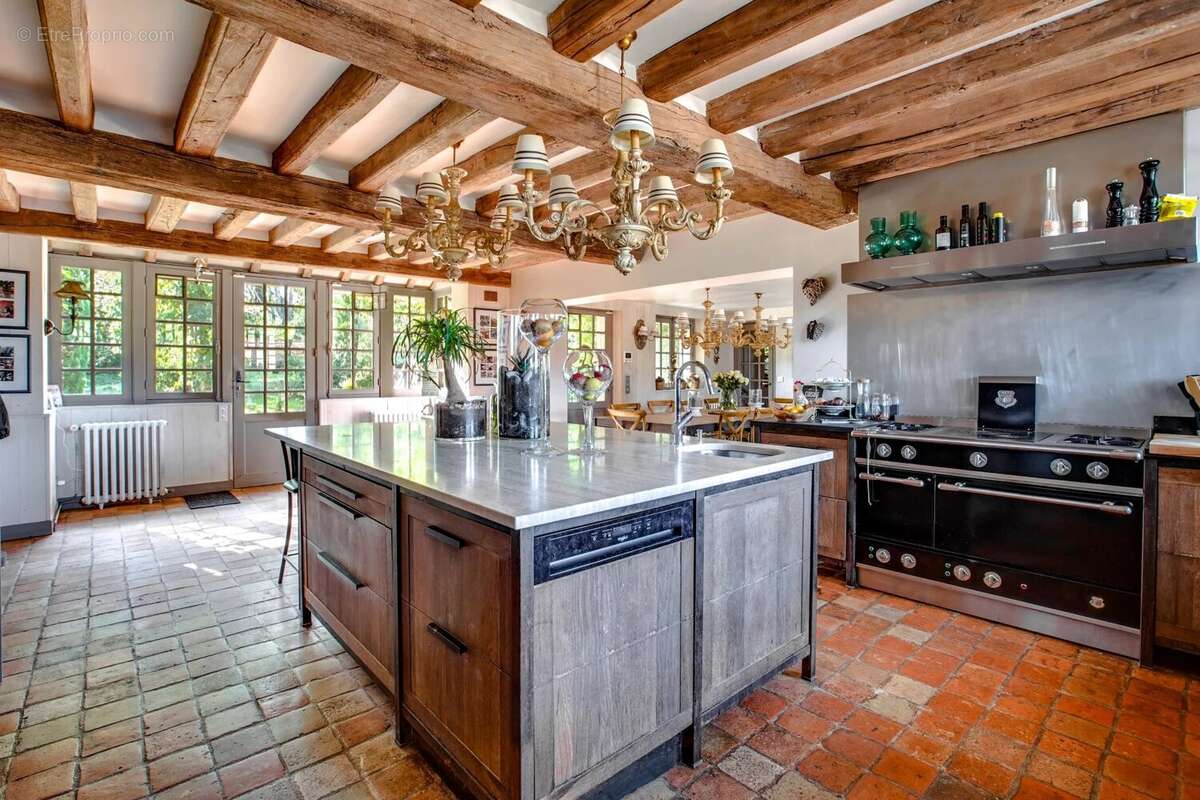Maison à MONTFORT-L'AMAURY