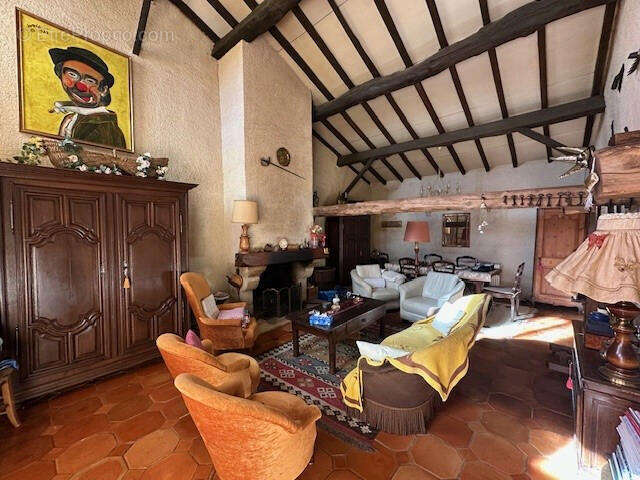 SALON SALLE A MANGER SALON........ - Maison à CASTERA-VERDUZAN