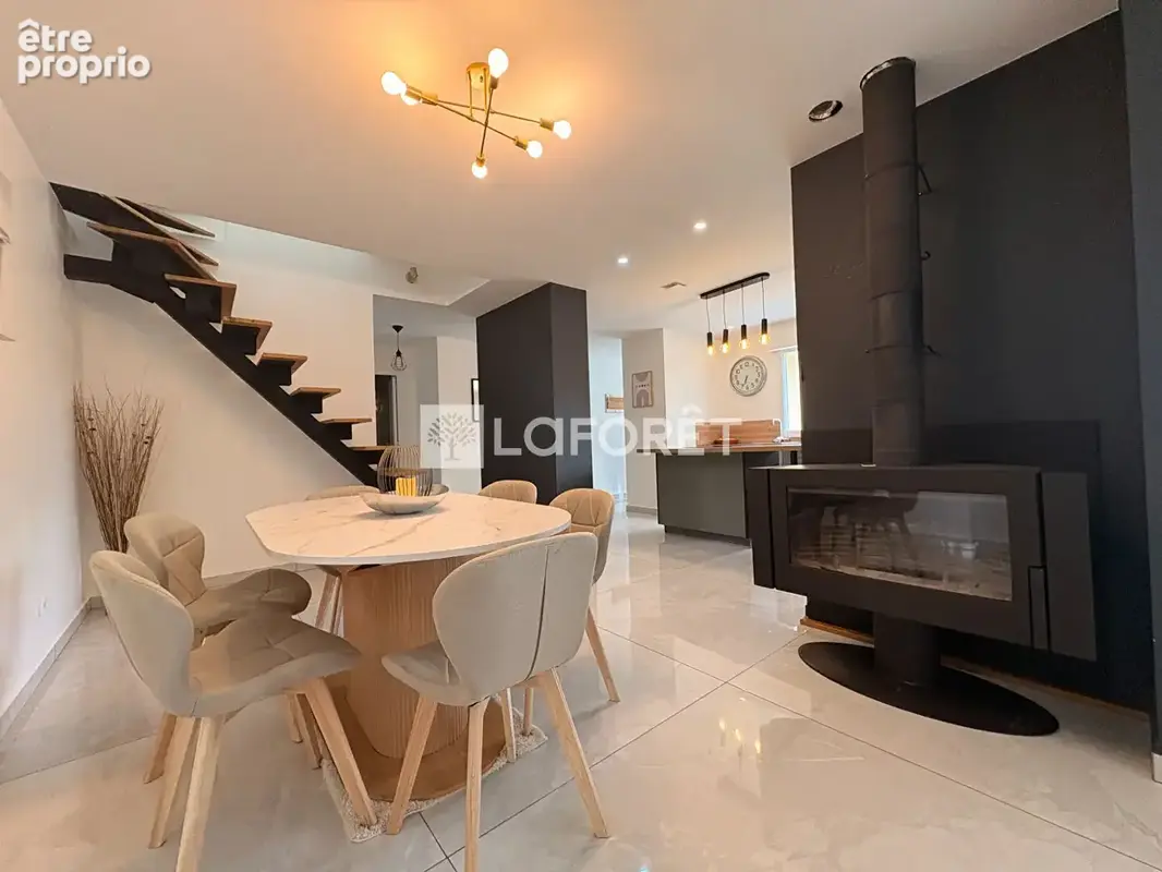 Maison Tessancourt Sur Aubette 7 pièce(s) 162 m2 - photo 3