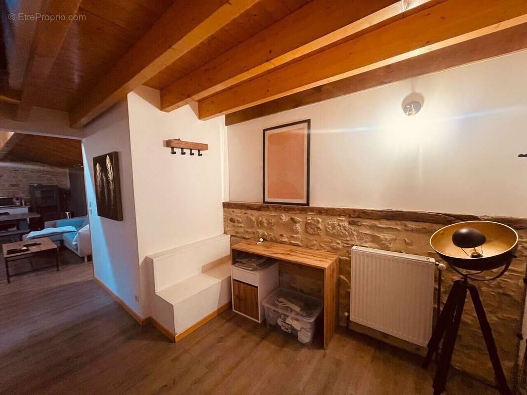 Maison à SAINT-DONAT-SUR-L&#039;HERBASSE