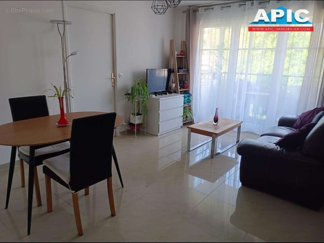 Appartement à SAINT-BRICE-SOUS-FORET