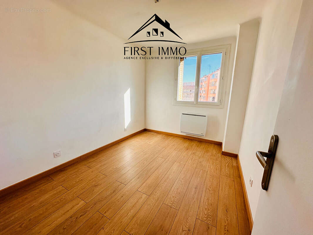 Appartement à MARSEILLE-9E